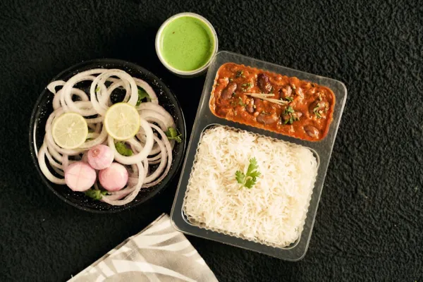 Steven Abhiruchi Tiffin's & Meals