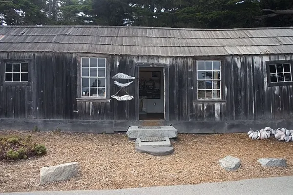 Whalers Cabin