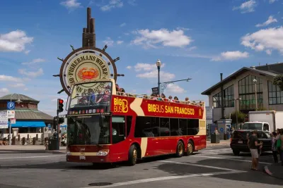 Big Bus SF: Hop-on Hop-off Tour with 17 Stops and Sunset Option