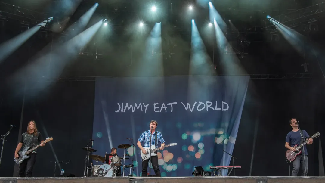 Jimmy Eat World, Motion City Soundtrack, Mom Jeans & Illuminati Hotties