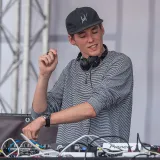 Lost Frequencies