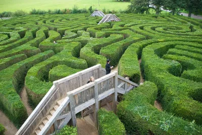 Maze & The Whispers