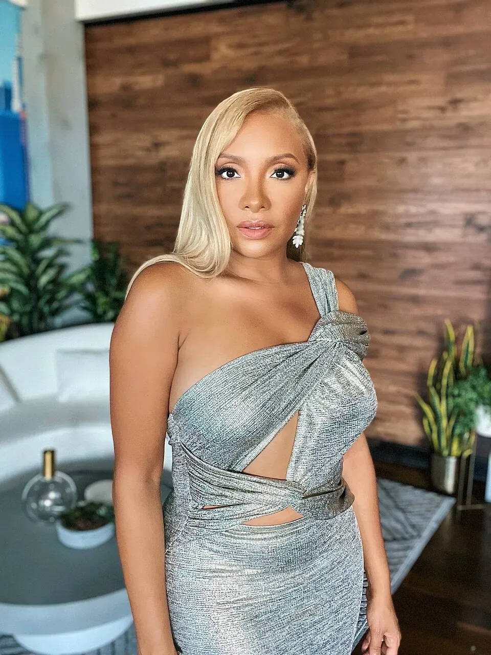 Natural Woman: Shelea Sings Aretha Franklin
