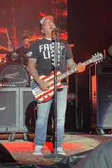 Aaron Lewis
