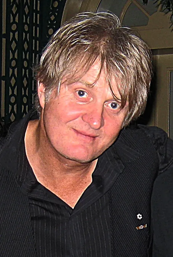 Tom Cochrane Tickets and Info