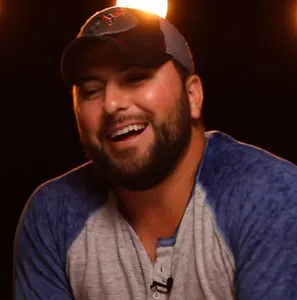 Tyler Farr