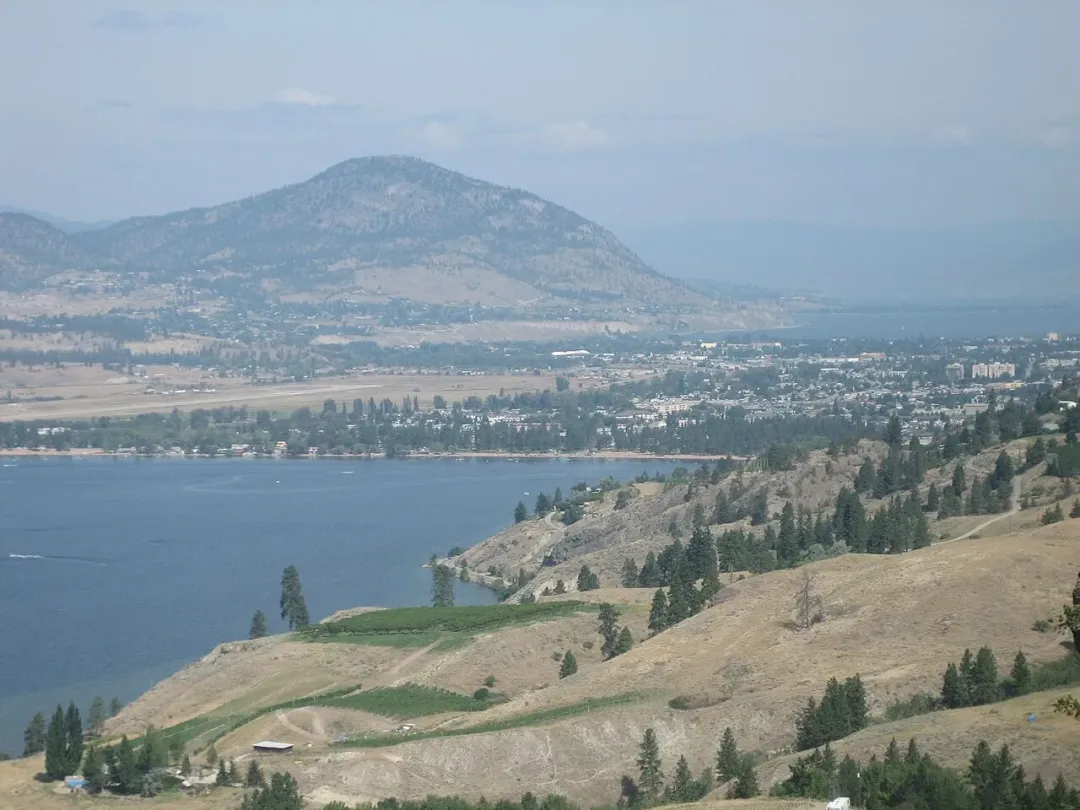 Penticton Vees vs. Swift Current Broncos