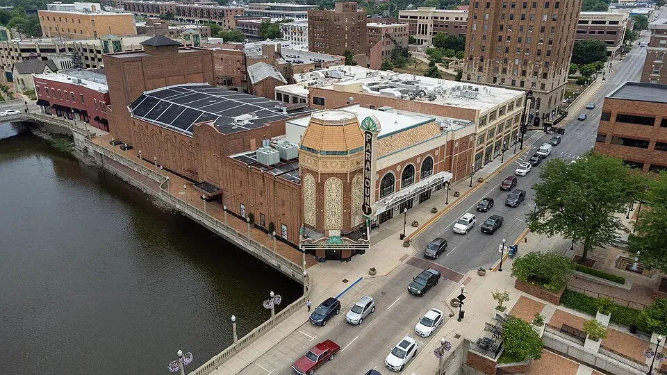 Paramount Theatre - Aurora, Aurora