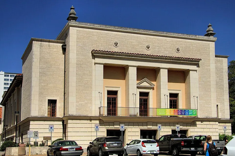 Hogg Memorial Auditorium, Austin