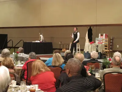Arena Dinner Theatre
