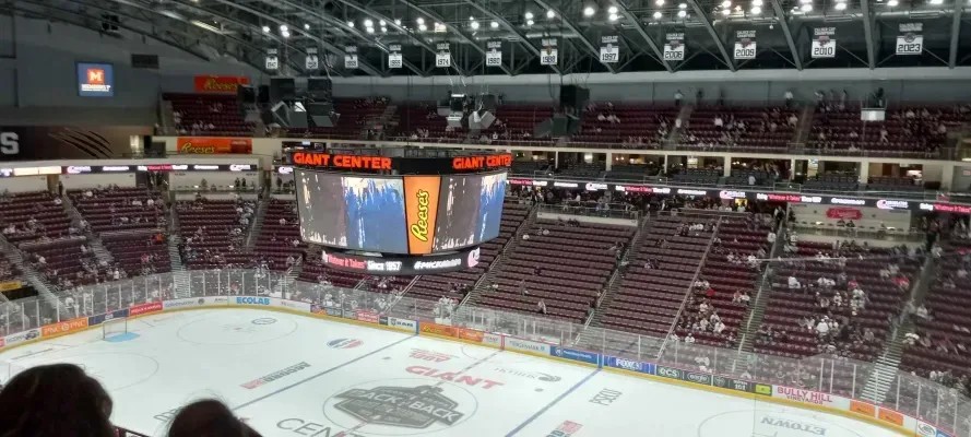 Giant Center, Hershey