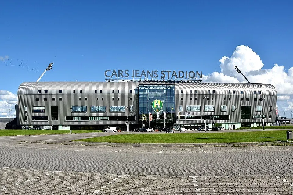 Cars Jeans Stadion, Den Haag