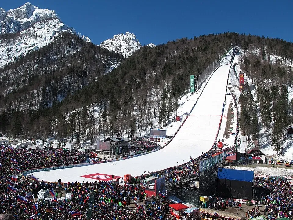 Letalnica Bratov Gorisek, Planica