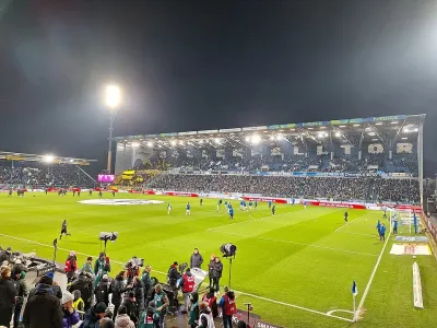 Merck-Stadion am Bollenfalltor