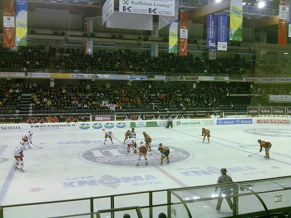 Sparkasse Arena, Bolzano