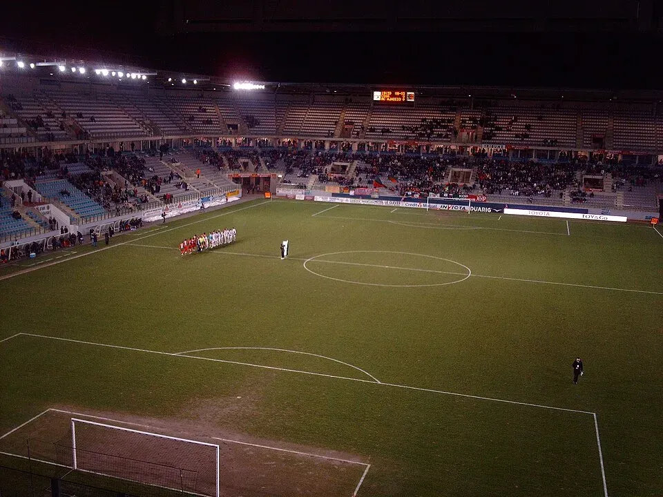 Stade Louis Dugauguez, Sedan
