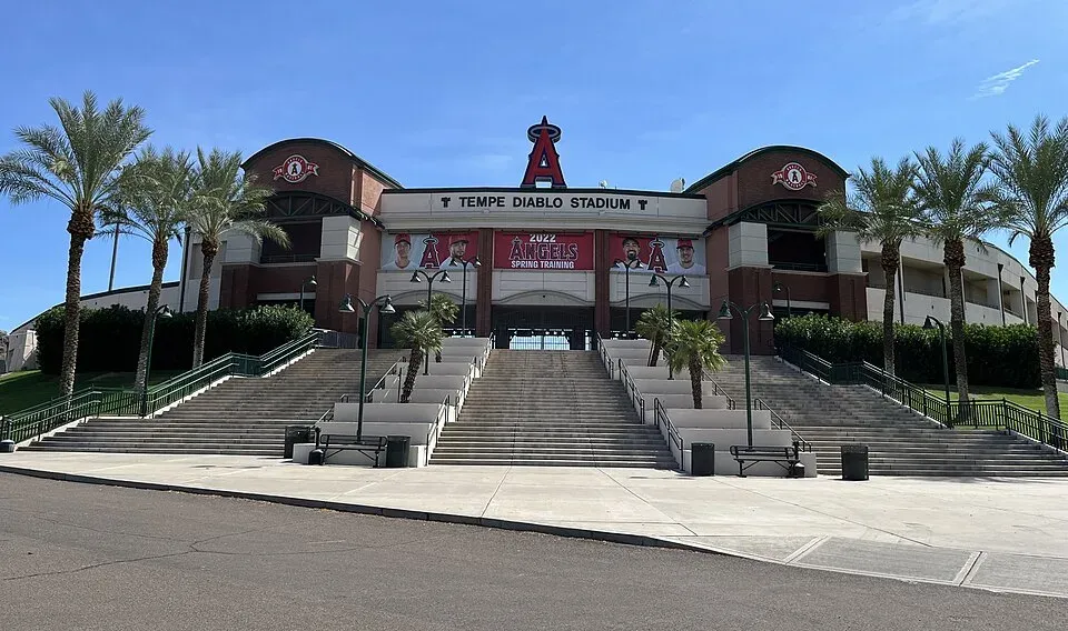 Tempe Diablo Stadium, Tempe