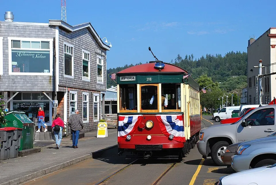 Astoria Riverfront Trolley, Astoria