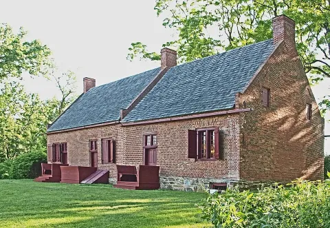 Photo of Luykas Van Alen House