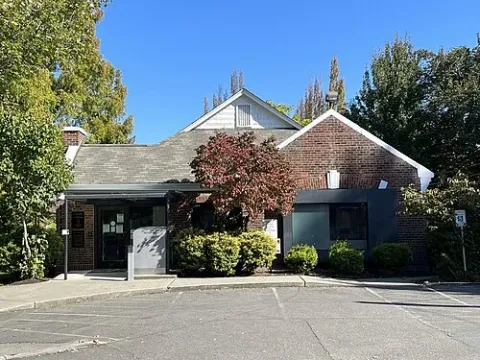 Photo of Seattle Public Library - Madrona-Sally Goldmark Branch