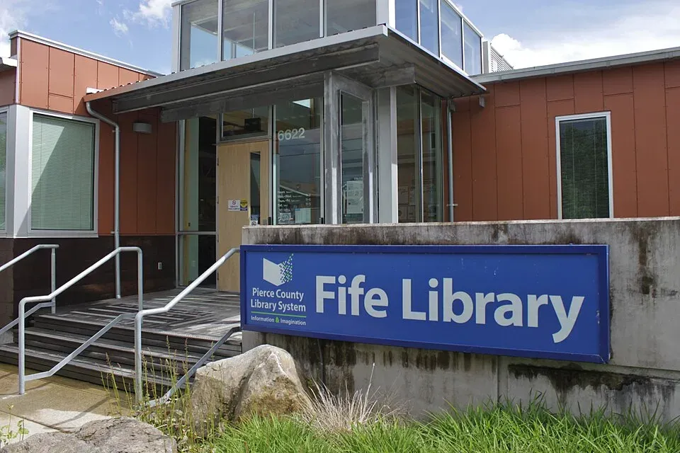 Pierce County Library System, Fife