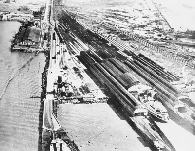 1 Long Wharf