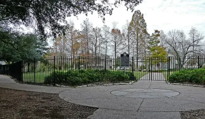 The Heritage Society at Sam Houston Park