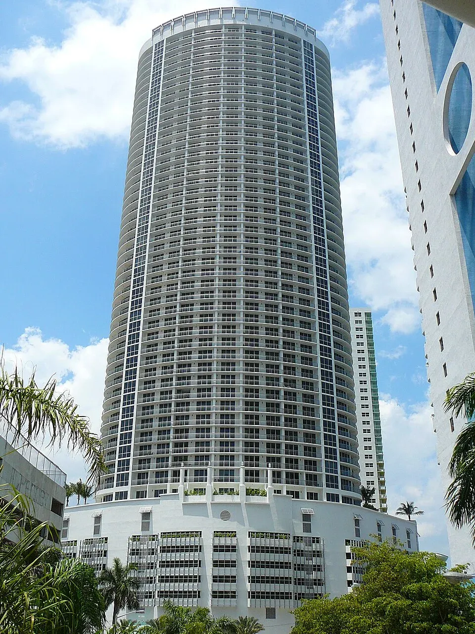 Opera Tower, Miami