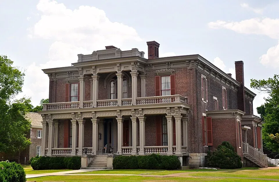 Two Rivers Mansion, Nashville