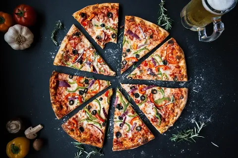 Photo of G\'s Pizza