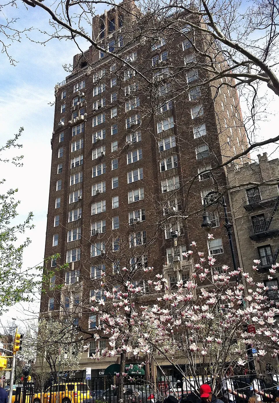 302 E 12th St, New York