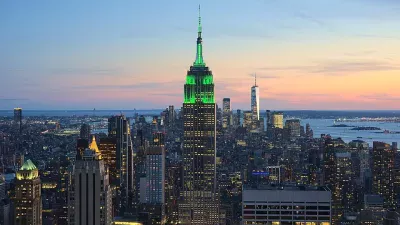 New York City: Guided Night Bus Tour