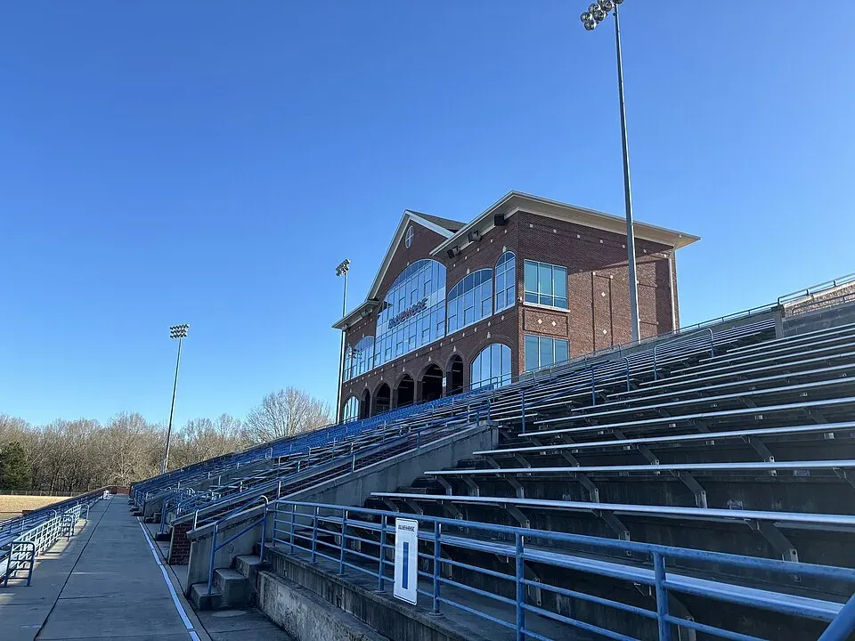 Bailey Memorial Stadium, Clinton