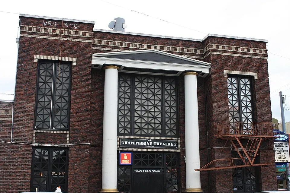 Hawthorne Theatre, Portland