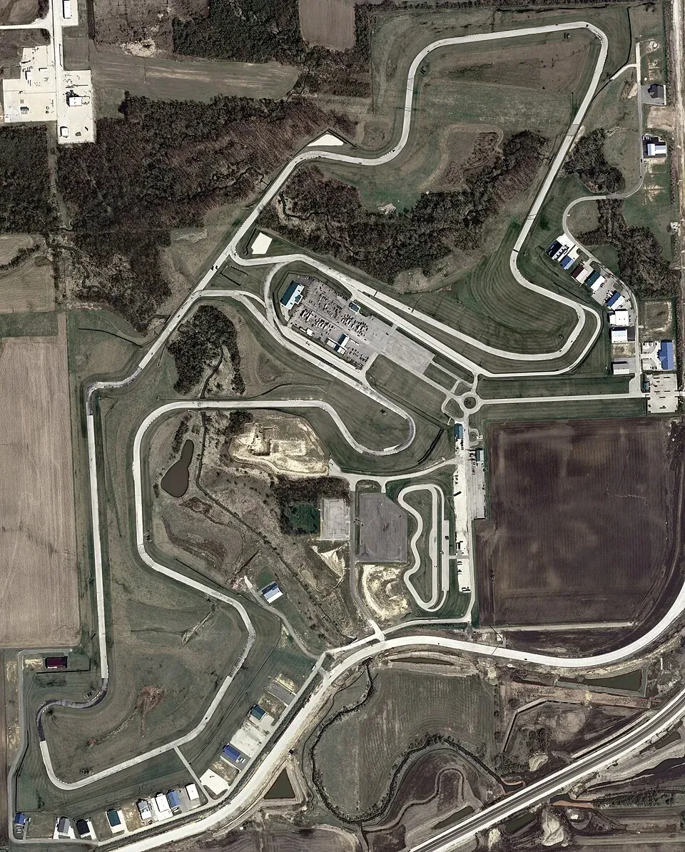Autobahn Country Club, Joliet