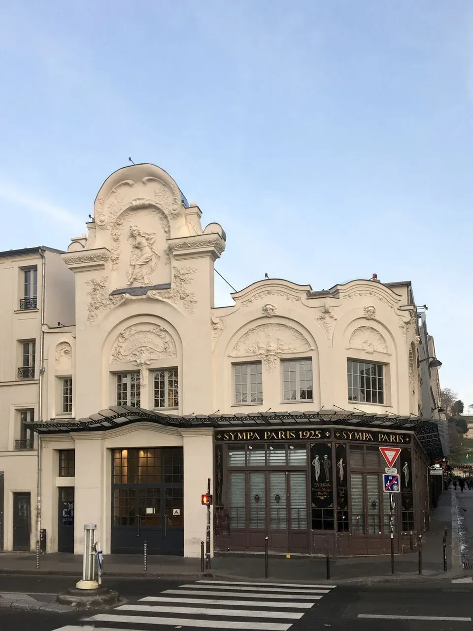 Elysee Montmartre, Paris