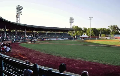 Evansville Otters vs. Lake Erie Crushers