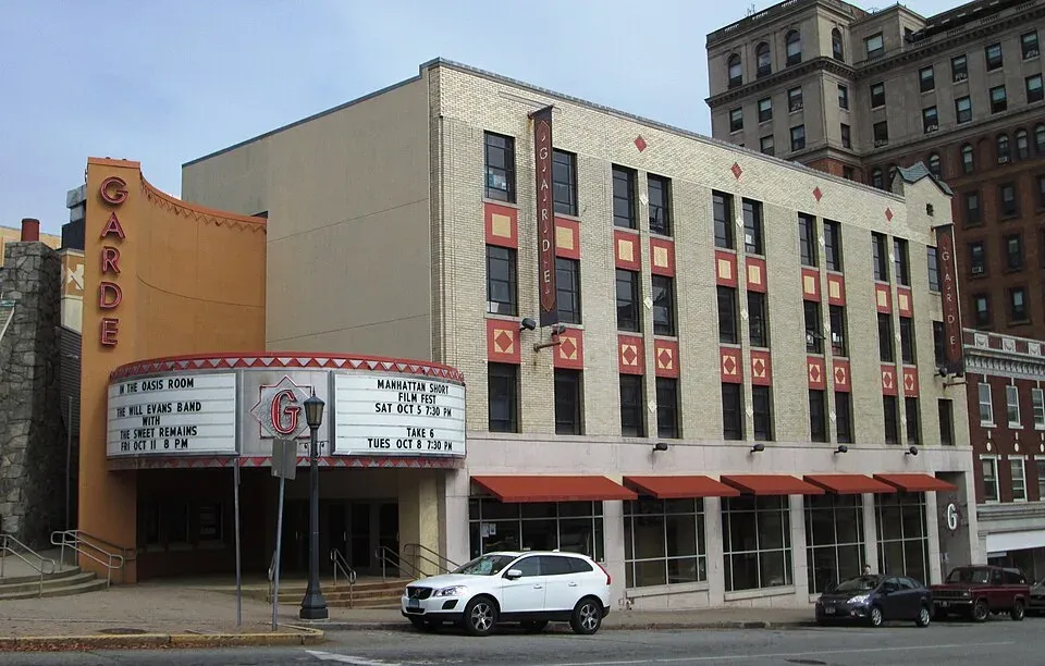 Garde Arts Center, New London