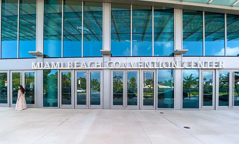 Miami International Boat Show Tickets and Info