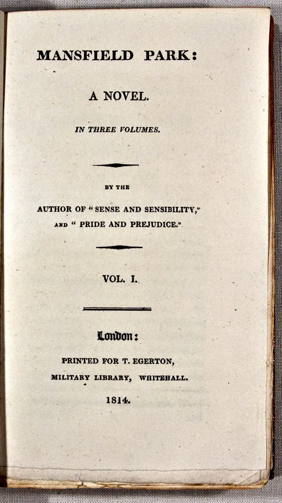 Mansfield Park, Bandera