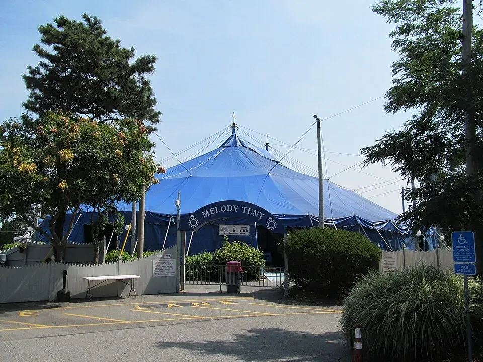 Cape Cod Melody Tent, Hyannis