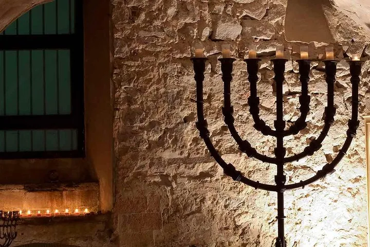 Jewish Quarter of Barcelona Private Tour with Hotel Pick-up