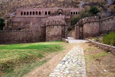 Excursion to Bhangarh Haunted Fort and Abaneri Step Well
