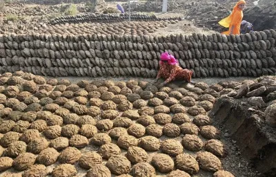 Be In Communion with Rustic Life Along With Taj Mahal Tour