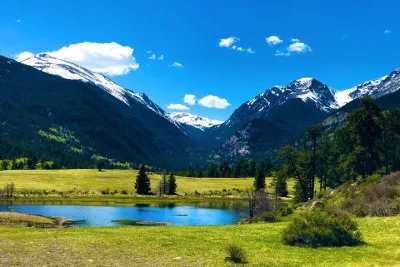 Private Tour of the Rocky Mountain National Park From Denver