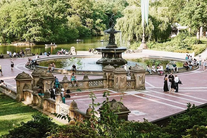 Central Park New York Guided Walking Tour Semi-Private 12ppl Max