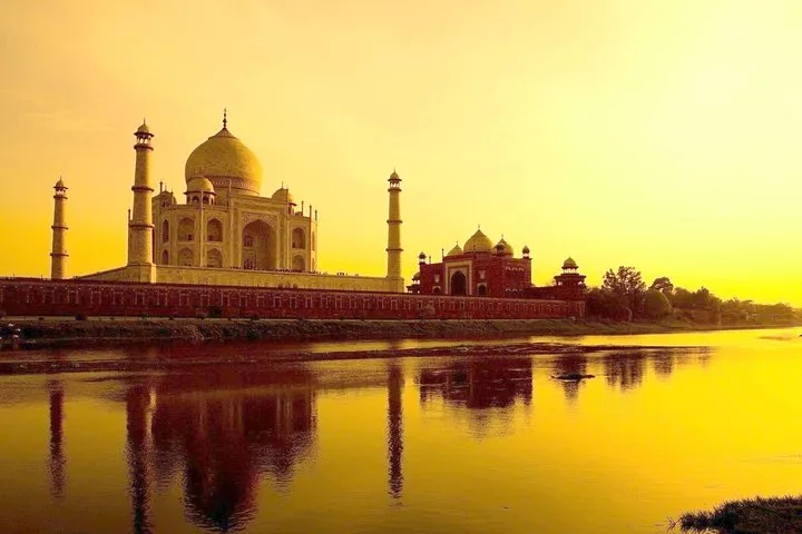 From Agra: Private Taj Mahal, Agra Fort, Itmad-ud-Daulah & Mehtab Bagh Tour