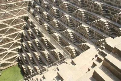 5-Night Private Golden Triangle Tour - Forts, Palaces, and Step Well