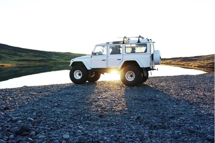 Midnight Sun Golden Circle Tour from Reykjavik