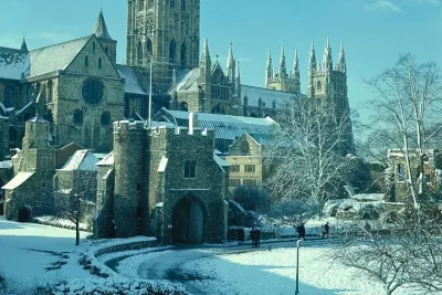 Leeds Castle, Canterbury Cathedral, Dover,Greenwich on Boxing Day